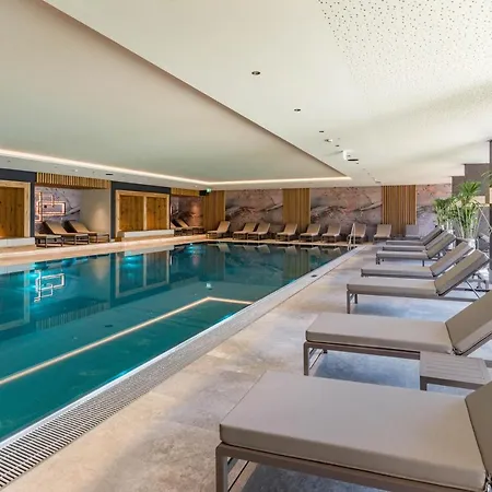 Hotel & Sonne 4 Sterne Superior Kirchberg in Tirol