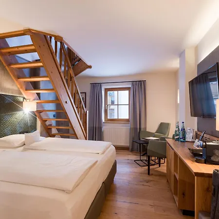 & Sonne 4 Sterne Superior Hotel 4*