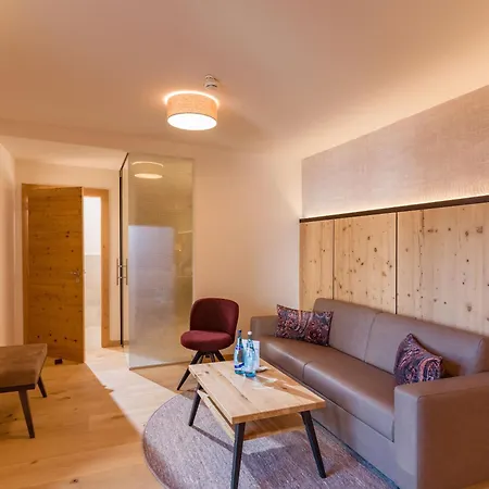Hotel & Sonne 4 Sterne Superior Kirchberg in Tirol