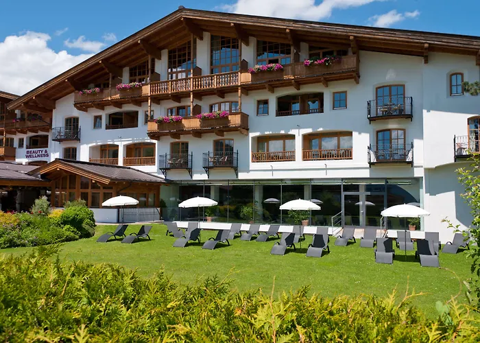 Hotel & Sonne 4 Sterne Superior Kirchberg in Tirol