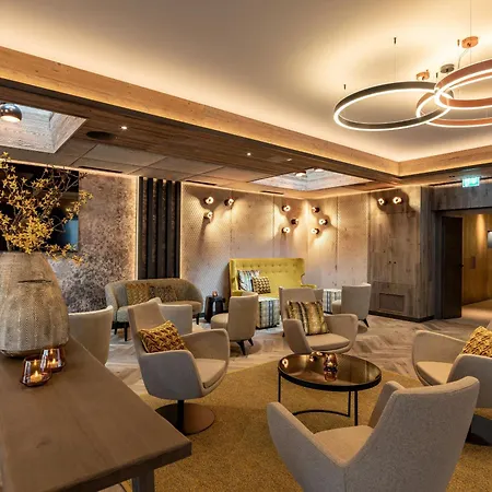 & Sonne 4 Sterne Superior