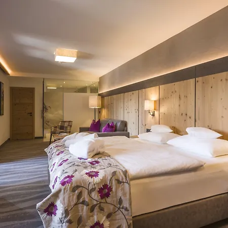 & Sonne 4 Sterne Superior 4*