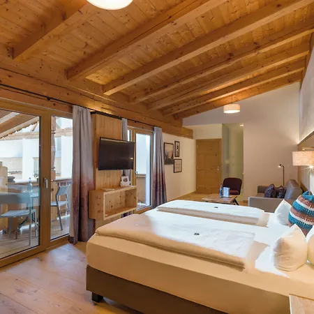 & Sonne 4 Sterne Superior Hotel 4*